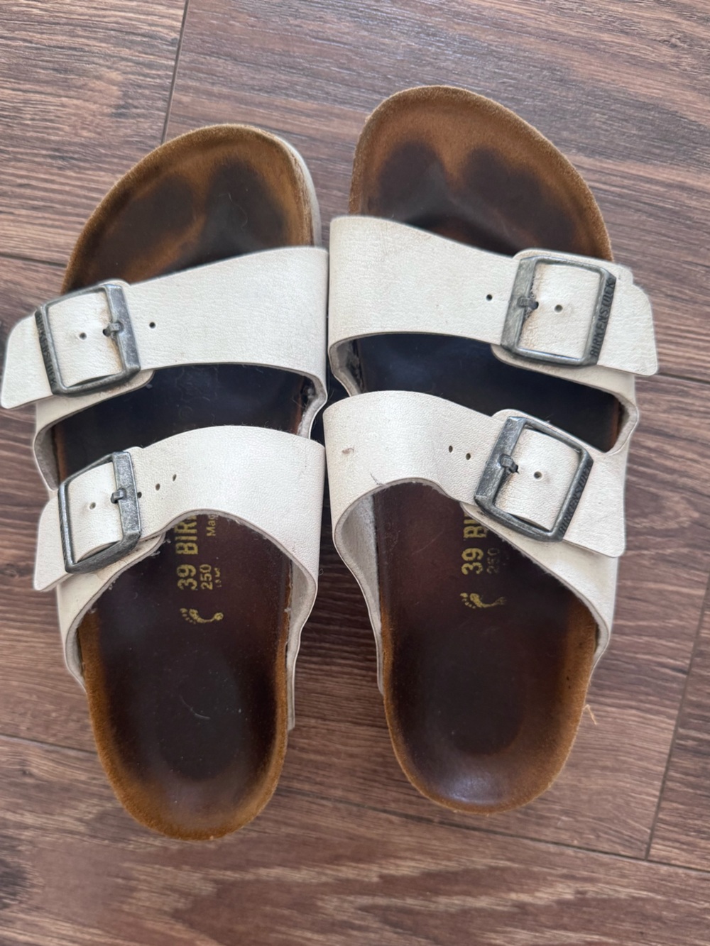 Birkenstock White Arizona Sandal Size 39